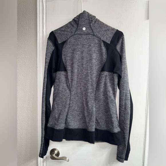 Lululemon Bhakti Yoga Jacket size 12 - Picture 6 of 13